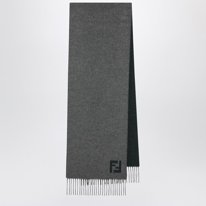 Fendi Scarves & Shawls - Grey | 1425ff50e01f4e1c5e76c330115d9cfeb8ca5083