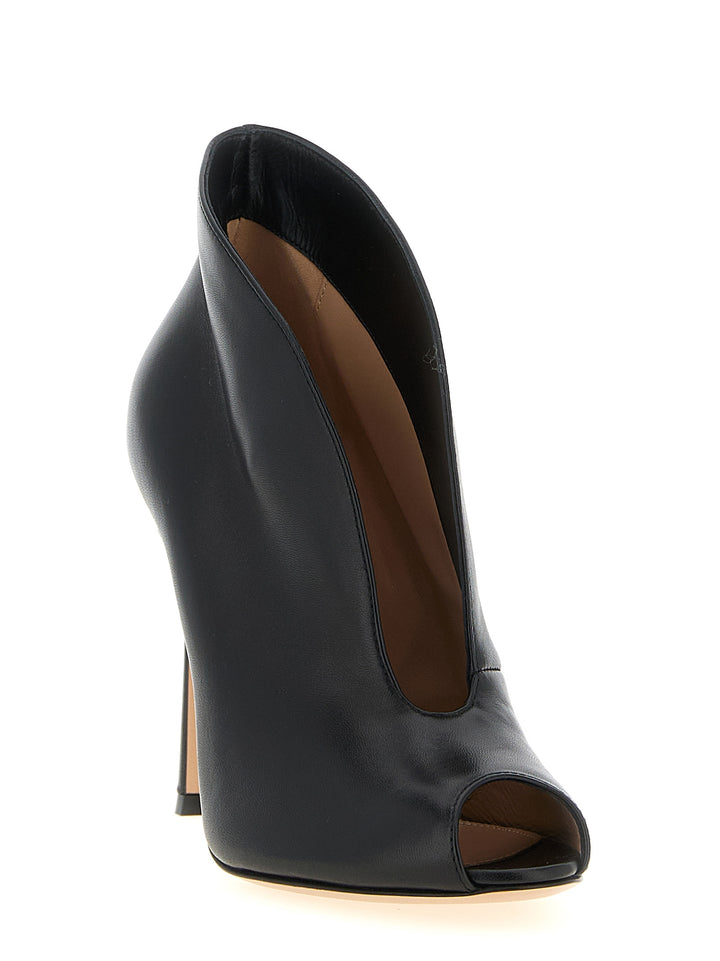 Gianvito Rossi Vamp Boots and Ankle Boots - Black | 2df854944e1981baffd1a7d998d405250df059d6