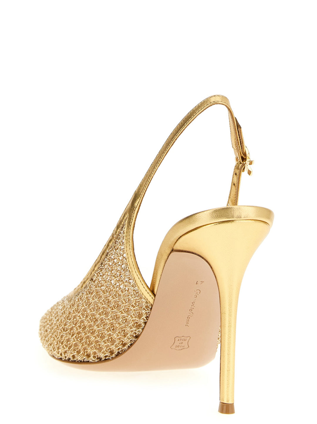Gianvito Rossi Nikki Pumps - Gold | 7d66286d173c8298575492174ac3b3ac1537e8ad