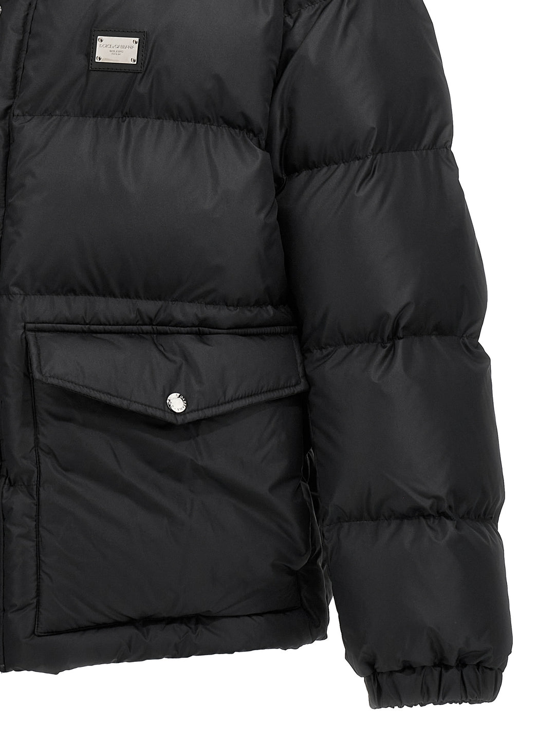Dolce & Gabbana Logo Plate Down Jacket Puffer Jackets - Black | 1de47ac5ca1f4ca440e9424b2d5870da4122204c