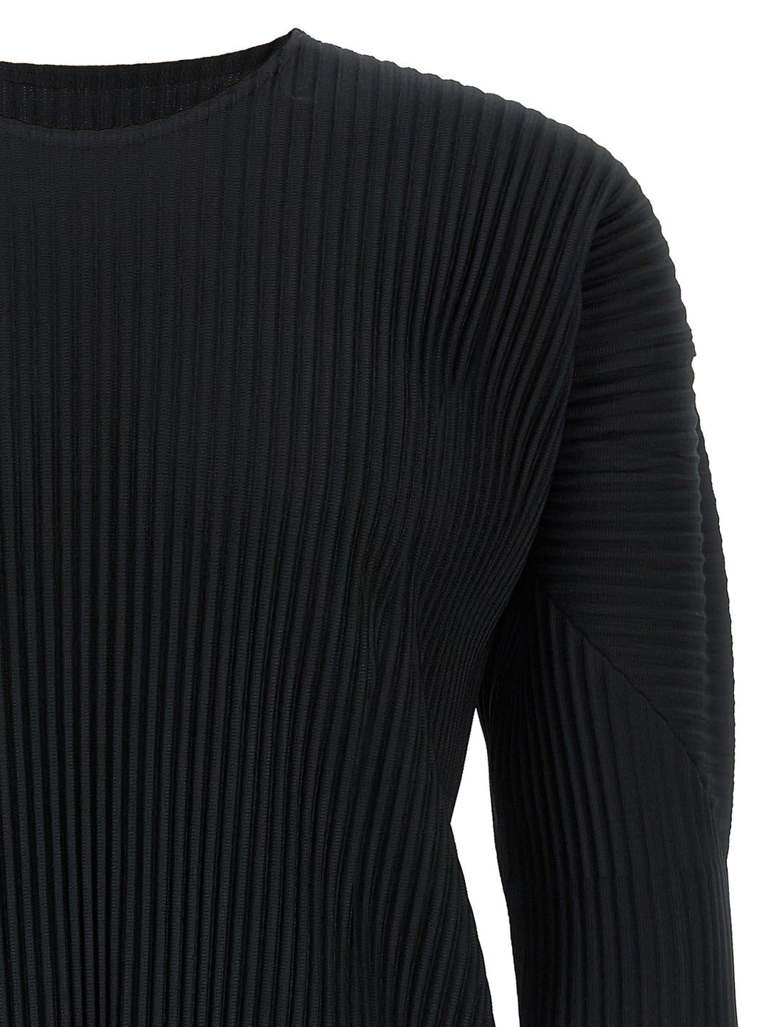 Homme Plisse' Issey Miyake Basics T-shirt - Black | 2ad0cc38819962134e4e45151980c5293703eabe