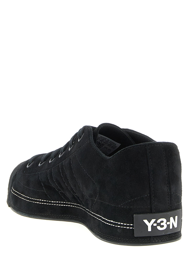 Y-3 Nizzastar Lo Sneakers - Black | abd5bbdedcc47a5d85bdc872f892d7933ede7c19
