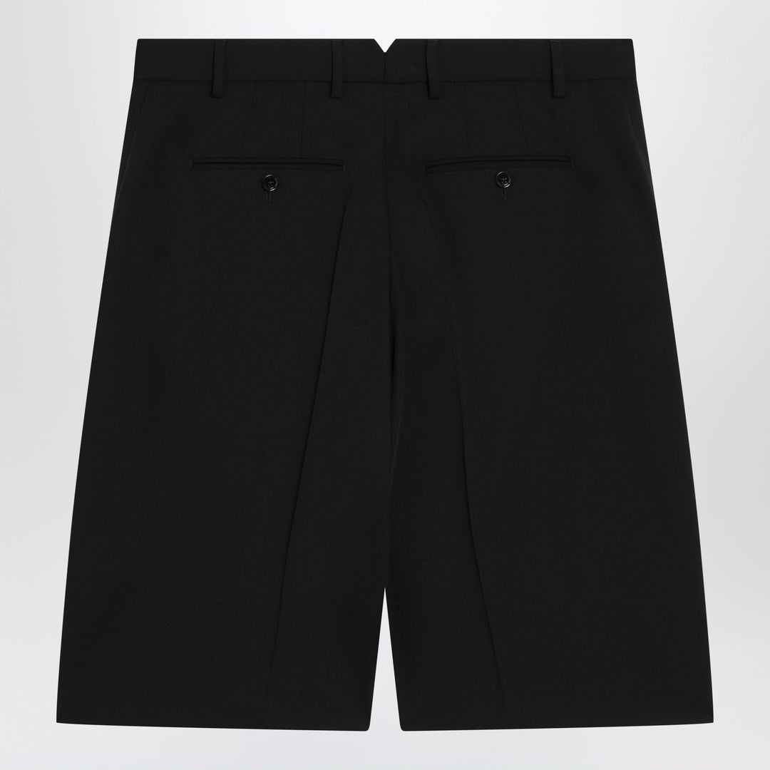 Ami Paris Shorts - Black | c5a27d757894e7e71bf785e6a570bc260d93c2f0