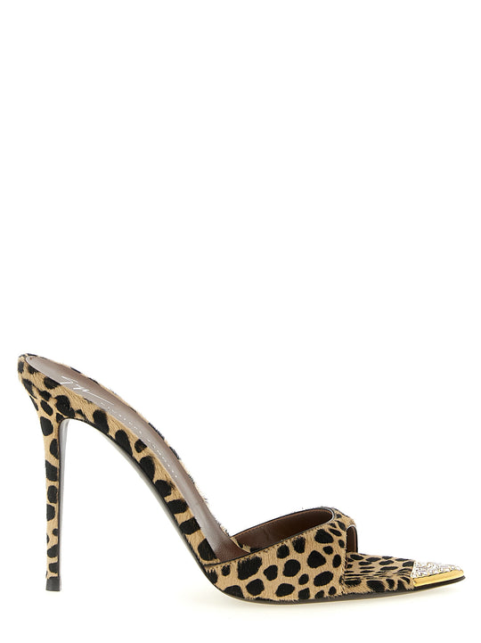 Intriigo Savage Sandals Multicolor
