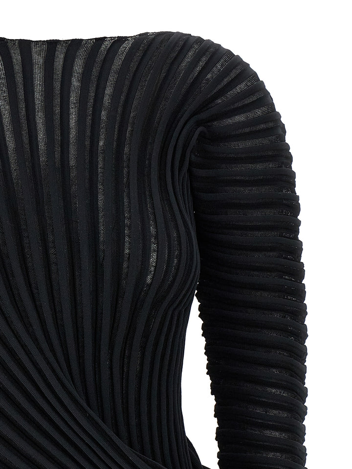 Issey Miyake Stream Tops - Black | a7cf9448dd511328e62d04e725a642f8879f5f0a