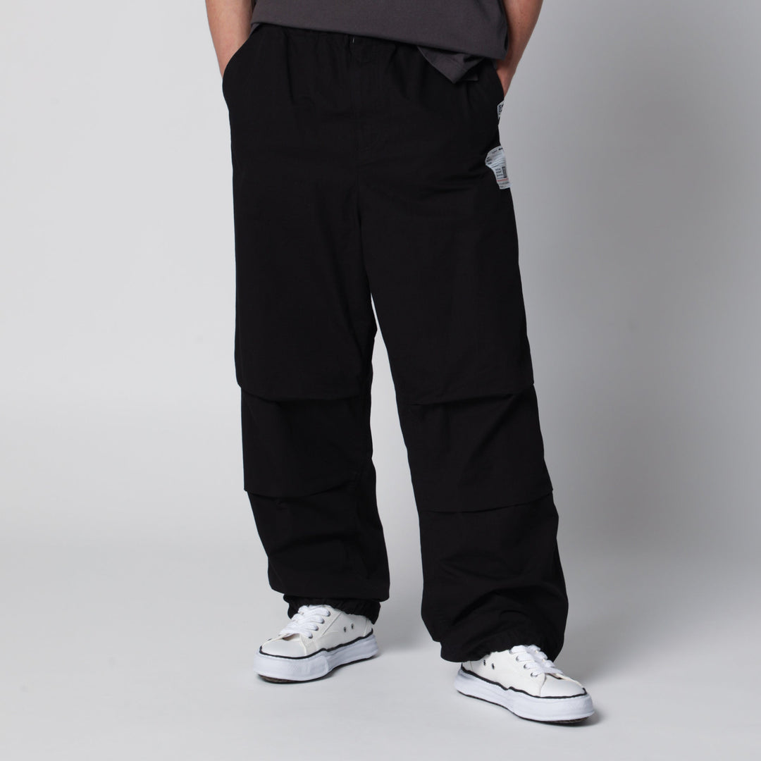 Maison Mihara Yasuhiro Pants - Black | 72e181154a3960436f16bb048082dda58633638f