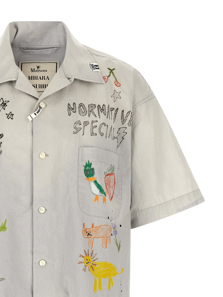 Maison Mihara Yasuhiro Graffiti Print Shirt Shirt and Blouse - Gray | 3570bf7a71b418b98ef068829b18ef691f13b836