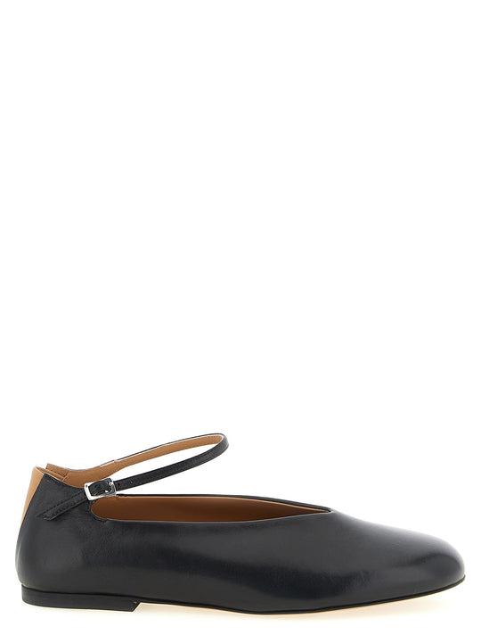 Elyss Flat Shoes Black