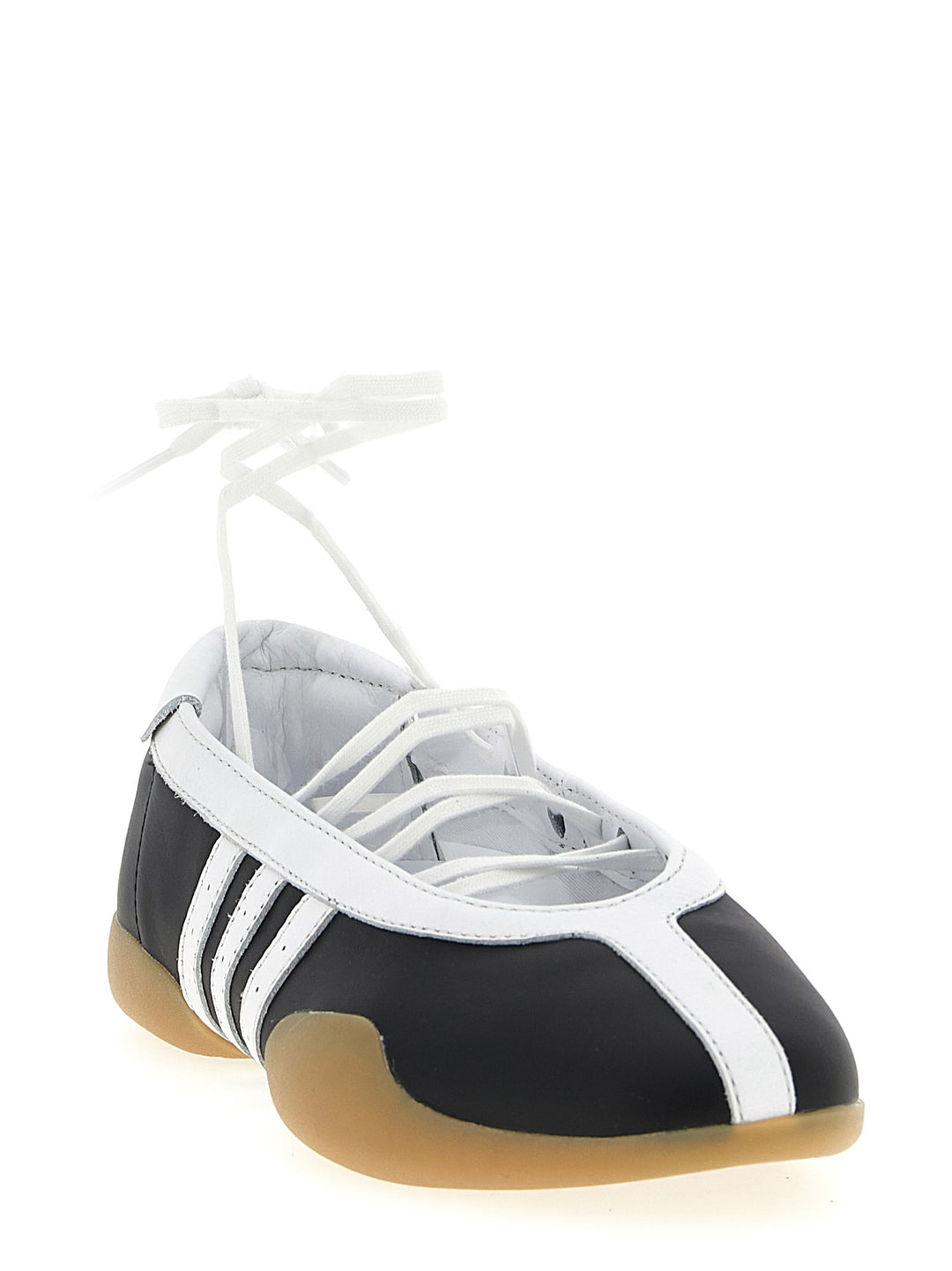 Adidas Originals Taekwondo Mei Sneakers - White/Black | 2f4e1db361a77b8bba1597e9f32f8c162b1df968
