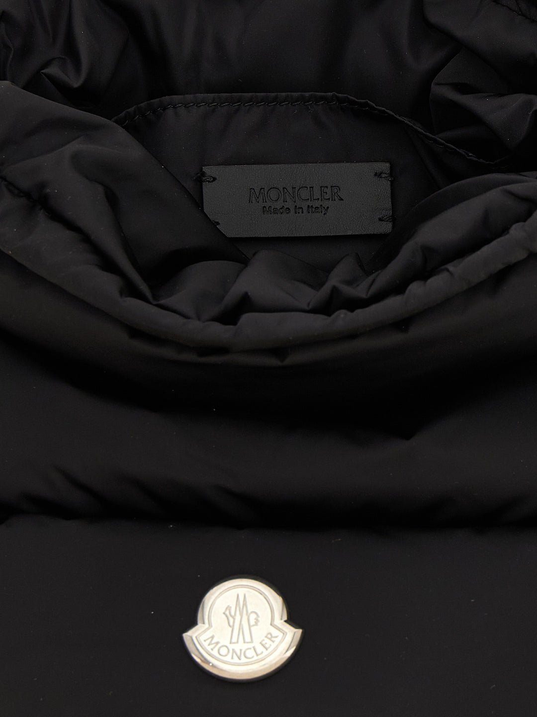 Moncler Caradoc Hand Bags - Black | 5cd48e31b5f7beca70217e6bf6a64c99c7c634bd