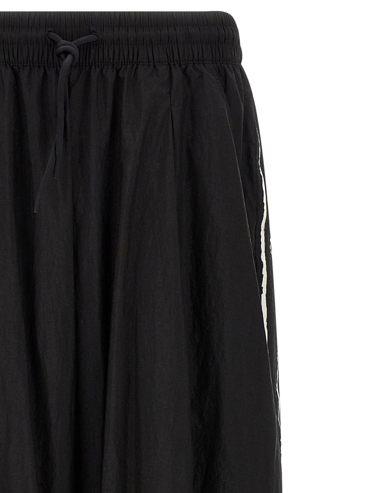 Y-3 Y-3 Raw Edge 3 Stripe Wide Pants - Black | d4628a167cb2ffc8d6afad4ae988e7b794db6c0a