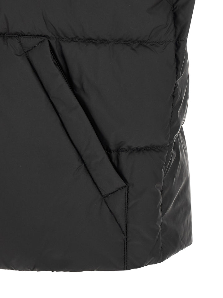 Moncler Tuquerouye Gilet - Black | ea0ad3dc446f2af4d7e6f2e592d5824ead222102