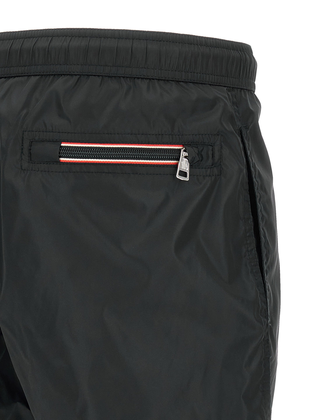 Moncler Logo Patch Swim Shorts Beachwear - Black | e2534783f5d39ab44b46a70aa1004859c829a809