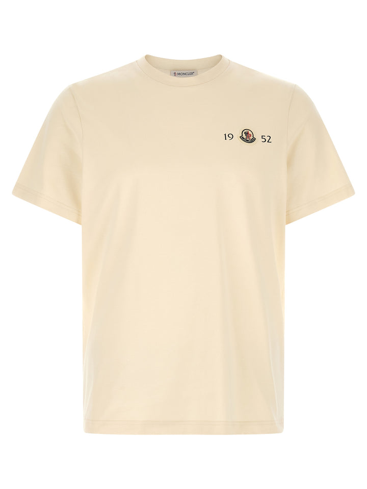 Moncler Logo Patch T-shirt - White | b66b7eaf8add15089bbcb55d8e932b260701e11d