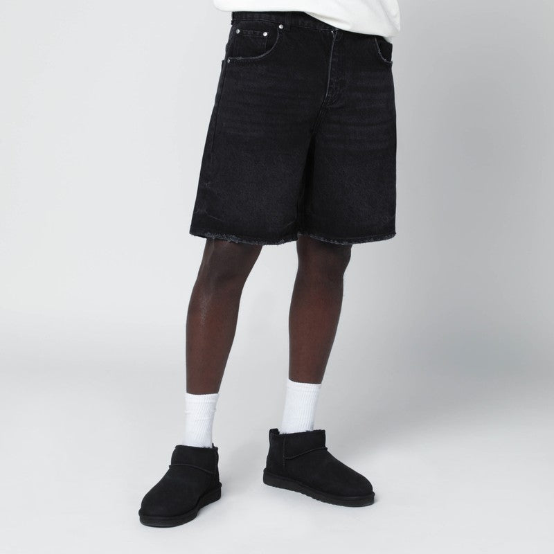 Represent Shorts - Black | 847975868a9f18e6b79a9c81344f60e34ba92e09