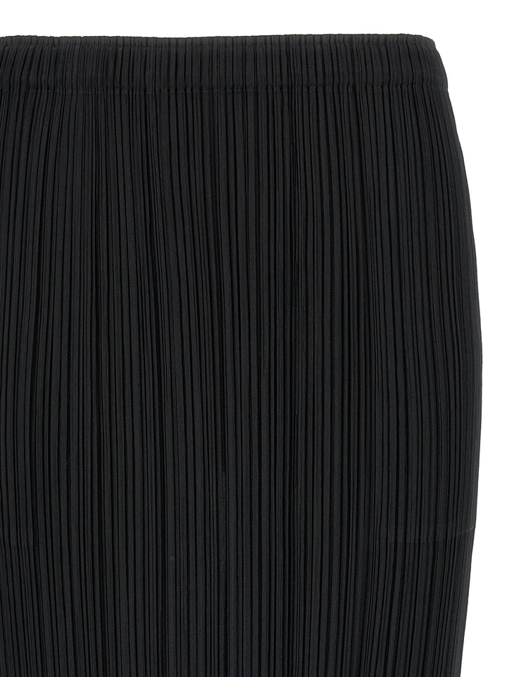 Pleats Please Issey Miyake Basics Skirts - Black | f749bef8dac57f27a38b90aa6d60d73a47f99317