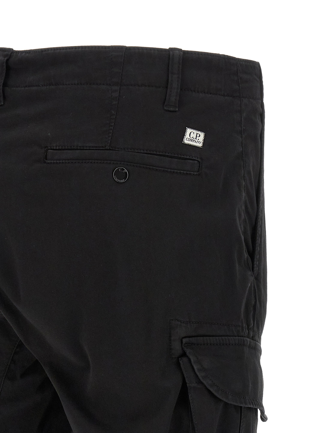 C.P. Company Cargo Pants - Black | 440da4f057be73547fe97480ce1b9ea3a3caef7e