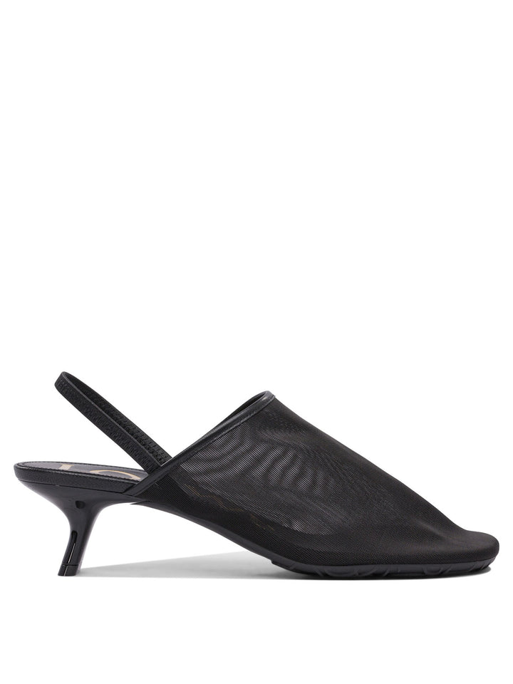 Loewe Petal Heeled shoes - Black | ddb337bedf1017f1467b21c46938495d4d07438f