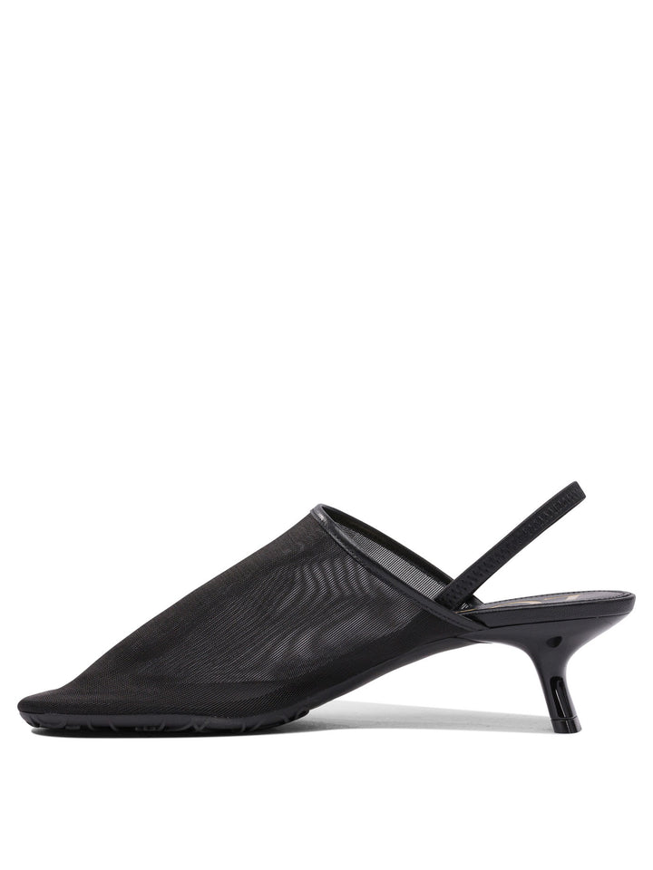 Loewe Petal Heeled shoes - Black | a9d94bf17c18f04fa0fa9bdca421dbf447dae3af