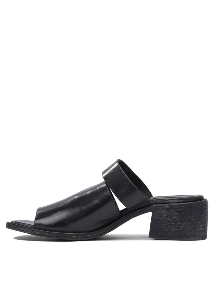 Moma  Sandals - Black | 04a46456f9eddc638379bd0c9f3350b38099d5ec