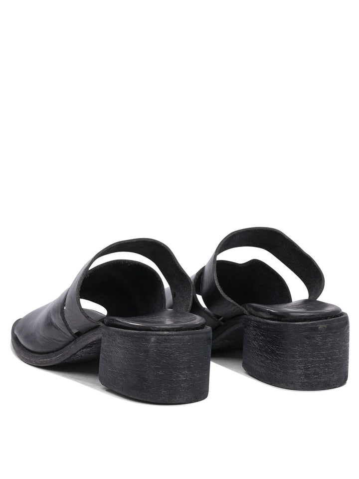 Moma  Sandals - Black | 989dc5eef5129252f4ab451517d3375cf005ca4d