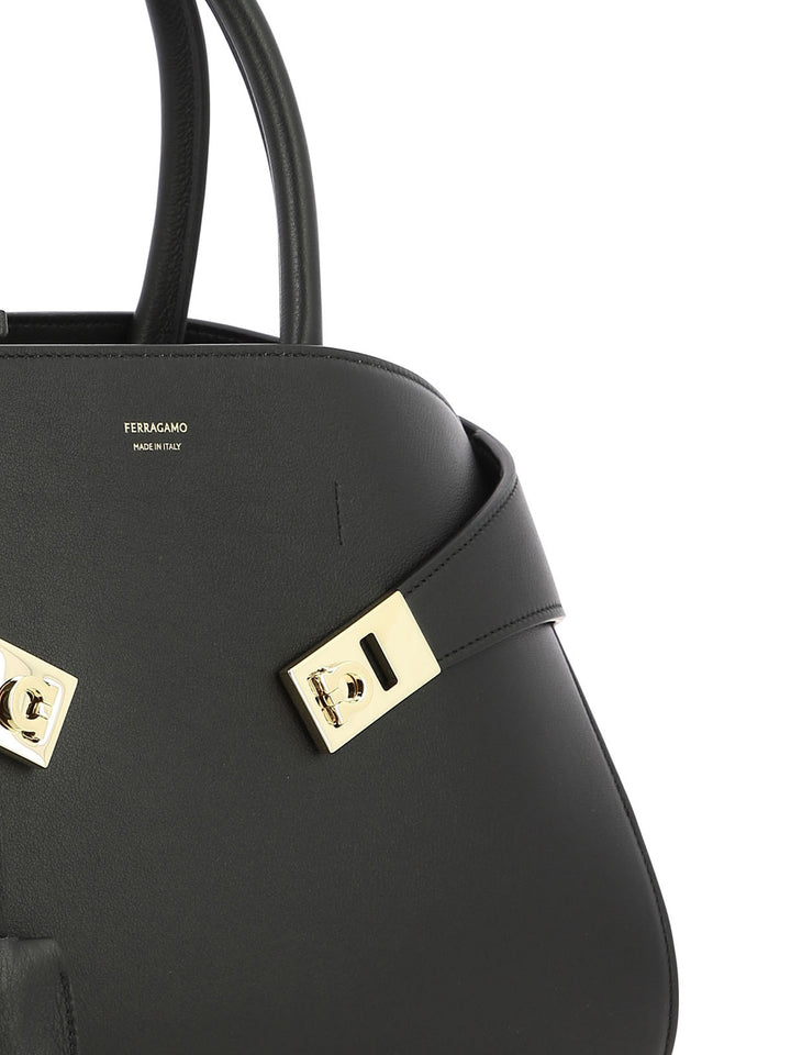 Ferragamo  Shoulder Bags - Black | 353466b78f4d0ee1c1b15e76a6f502a0e81a645a