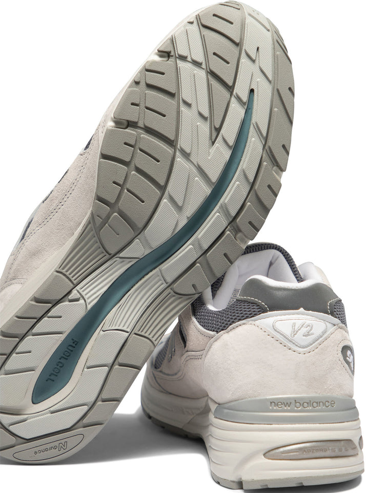 New Balance Made In Uk 991v2 Sneakers & Slip-On - Grey | b213987f83ec9780f4a54b437ce7cee9acf2f254