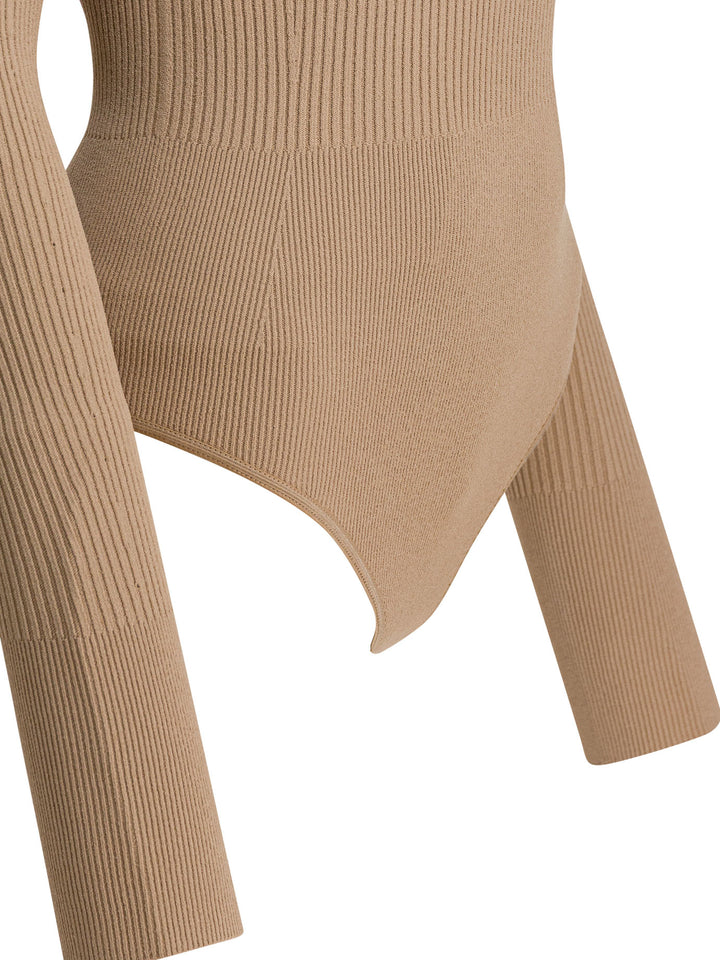 AlaïA Body Off-Shoulder Tops - Beige | 1c78100d9c9246f3d4d1a627e9ac8acfa176cb7b