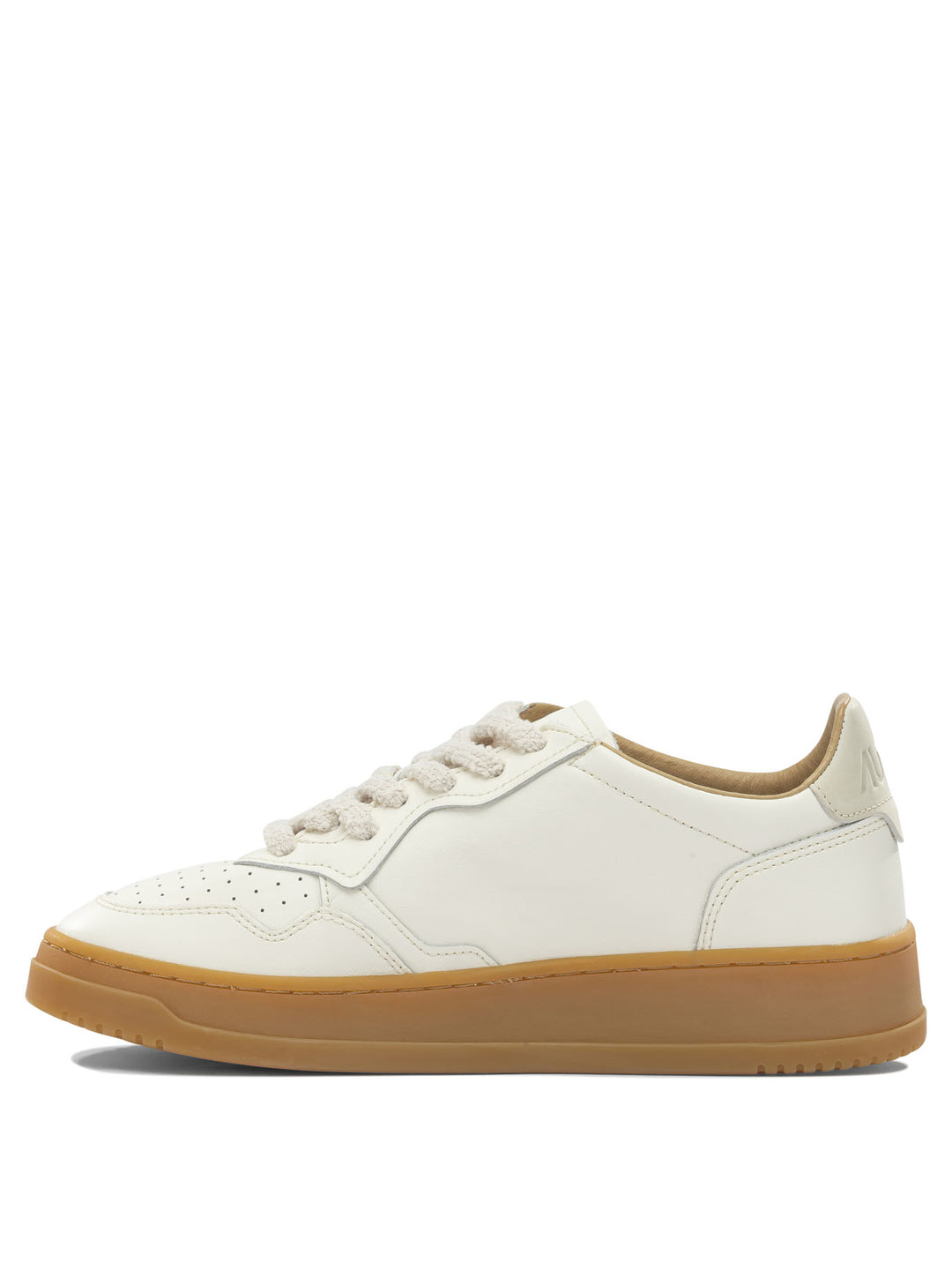 Autry Medalist Low Sneakers & Slip-On - White | 6d44f3dcf2847f47101377ef35fbf116bea36fb1