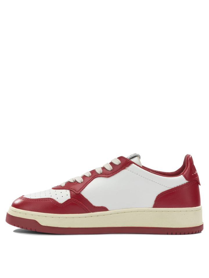 Autry Medalist Low Sneakers & Slip-On - Red | 319d211b195339bcbe76ef10d6722fedde19c0bb