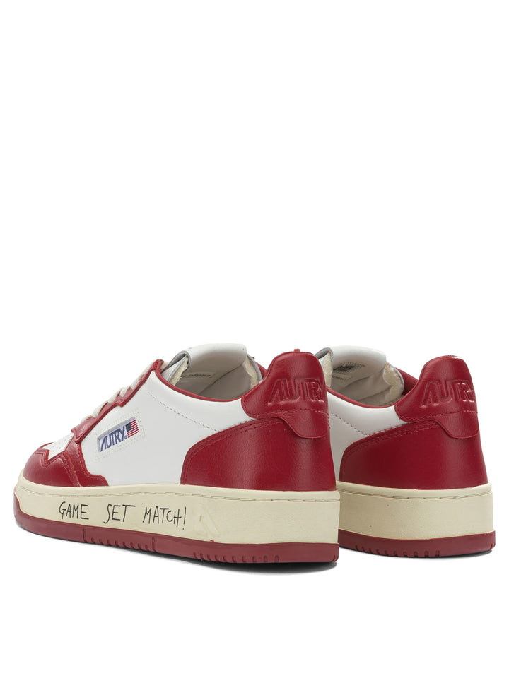 Autry Medalist Low Sneakers & Slip-On - Red | 2feadb61d618b3495accae518db885435dd7a092