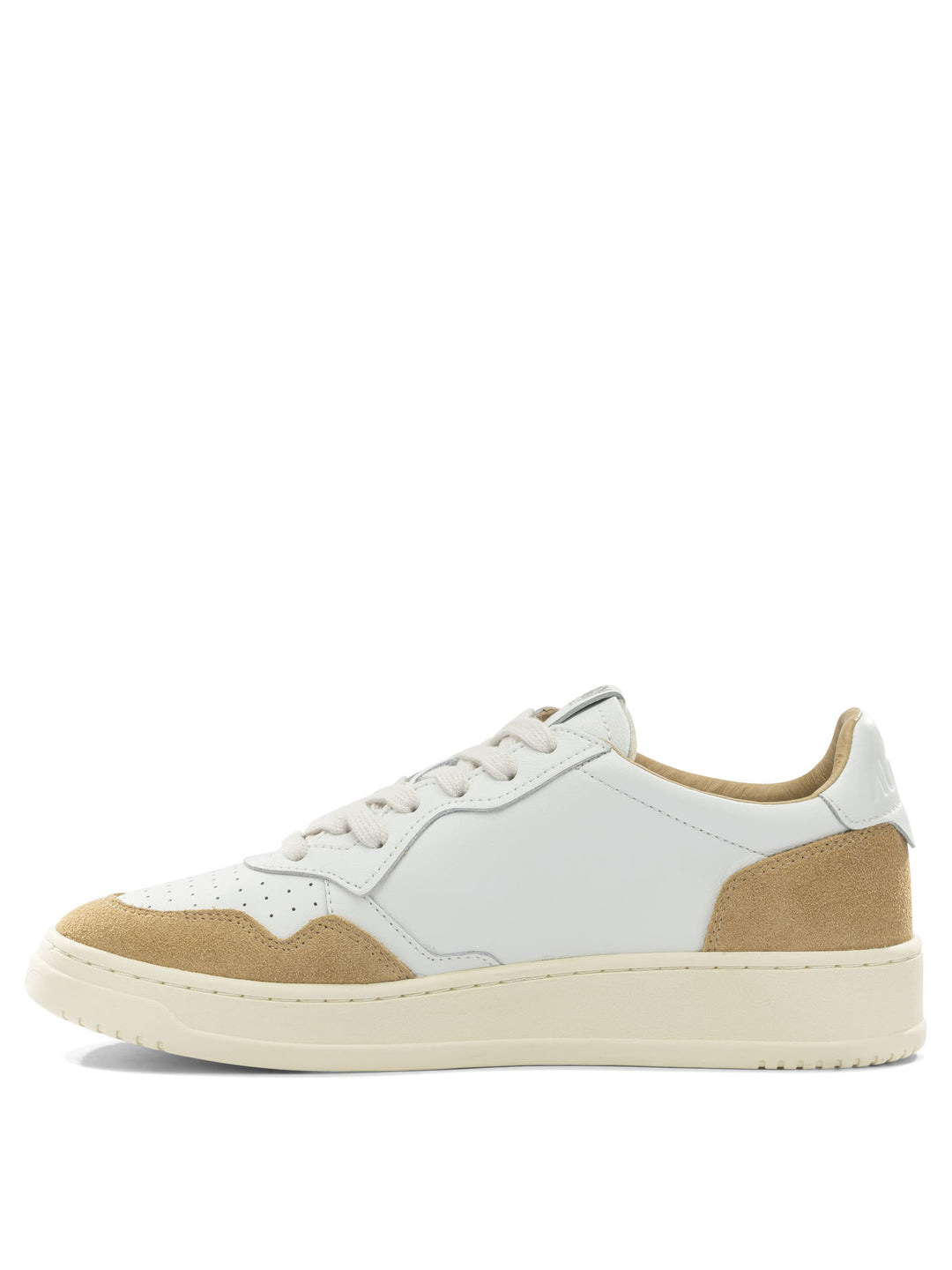 Autry Medalist Low Sneakers & Slip-On - White | 0dcdc891e19d5da7768b040b633497ea7f7e2d01