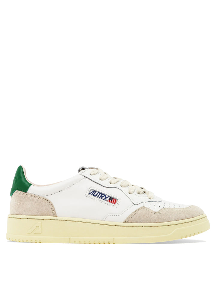 Autry Medalist Low Sneakers & Slip-On - Beige | c96f03e7b178b17ffc9b080101fe3198be6fc104