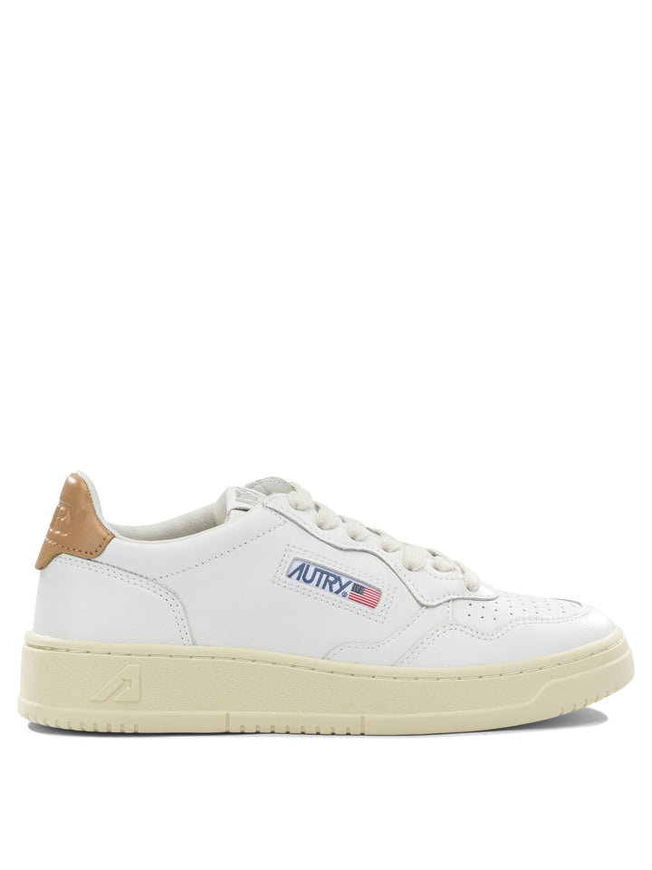 Autry  Sneakers & Slip-On - White | c9978eb72aa111c043bc12d875245bfba0b15b2f