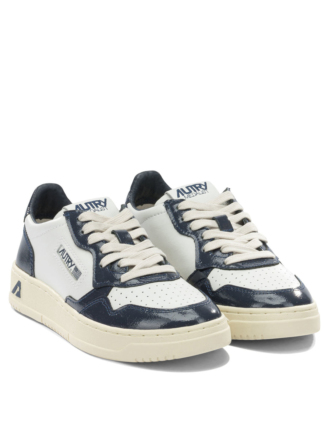 Autry Medalist Low Sneakers & Slip-On - Blue | 381d426161b320b60aa5844c17c74f065f688728