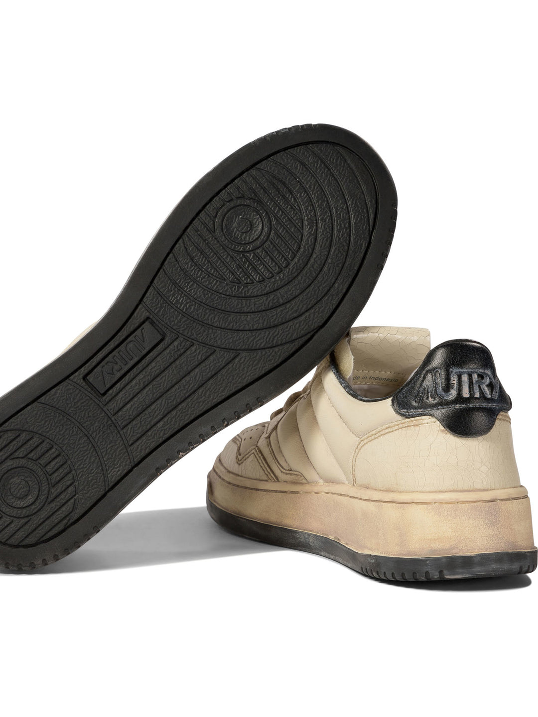 Autry Medalist Low Sneakers & Slip-On - Beige | b4758dc7cc2fbd03886cb60f9aaa9dd33dc43f63