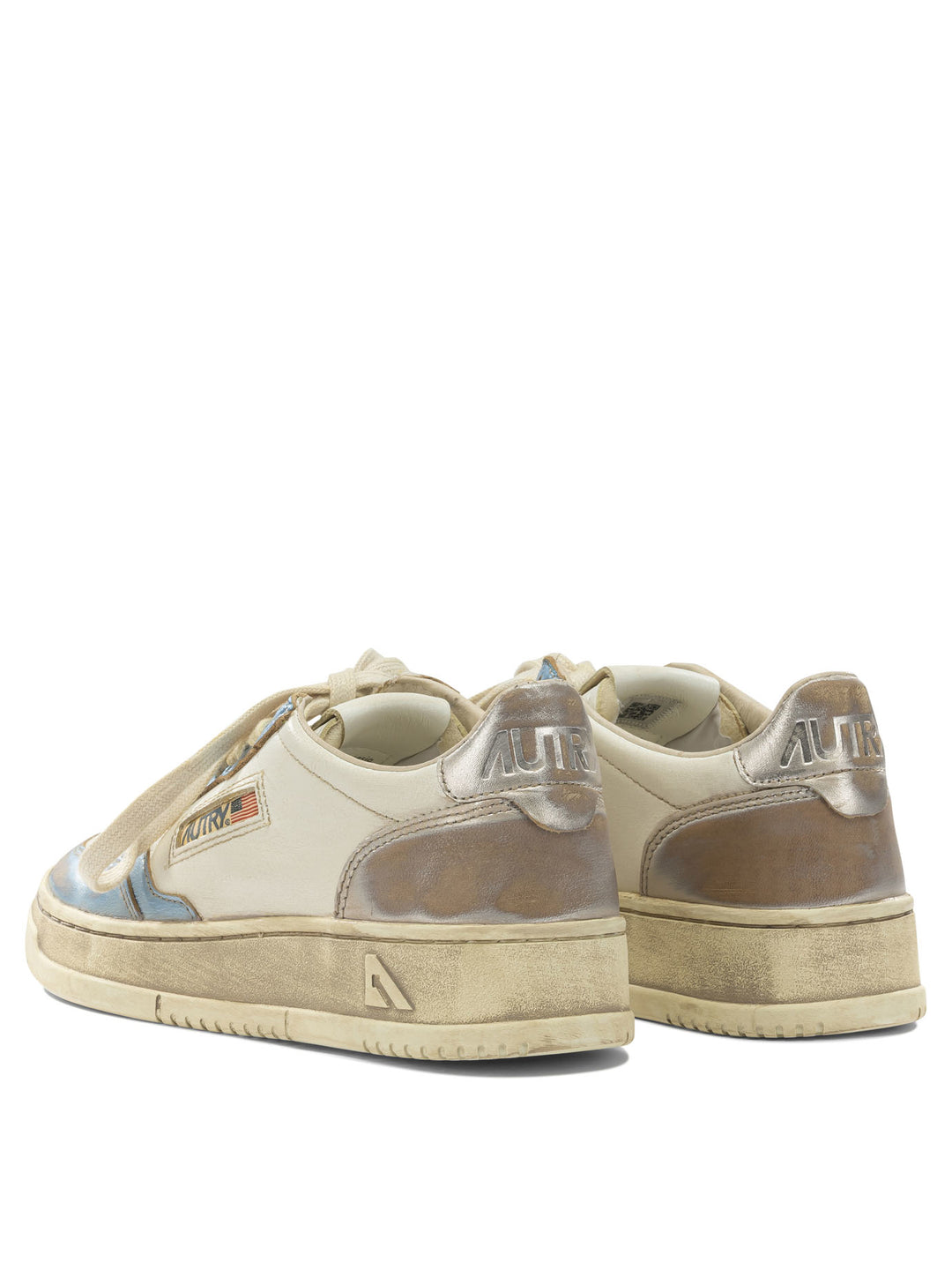 Autry Medalist Low Super Vintage Sneakers & Slip-On - Light blue | 7c145dc62be7f7a91518f3d5a62adc7f3c7a4bd7