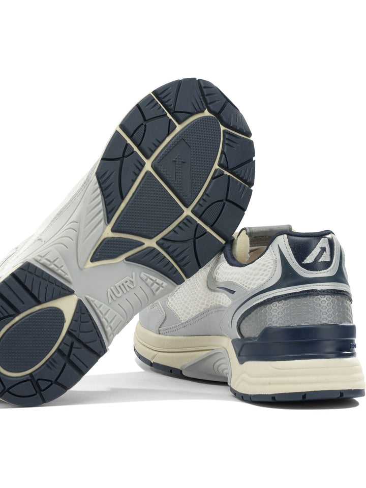 Autry Hyperway Sneakers & Slip-On - Silver | 1445c6f8c085902893fe7eef181040971bf5dbe4