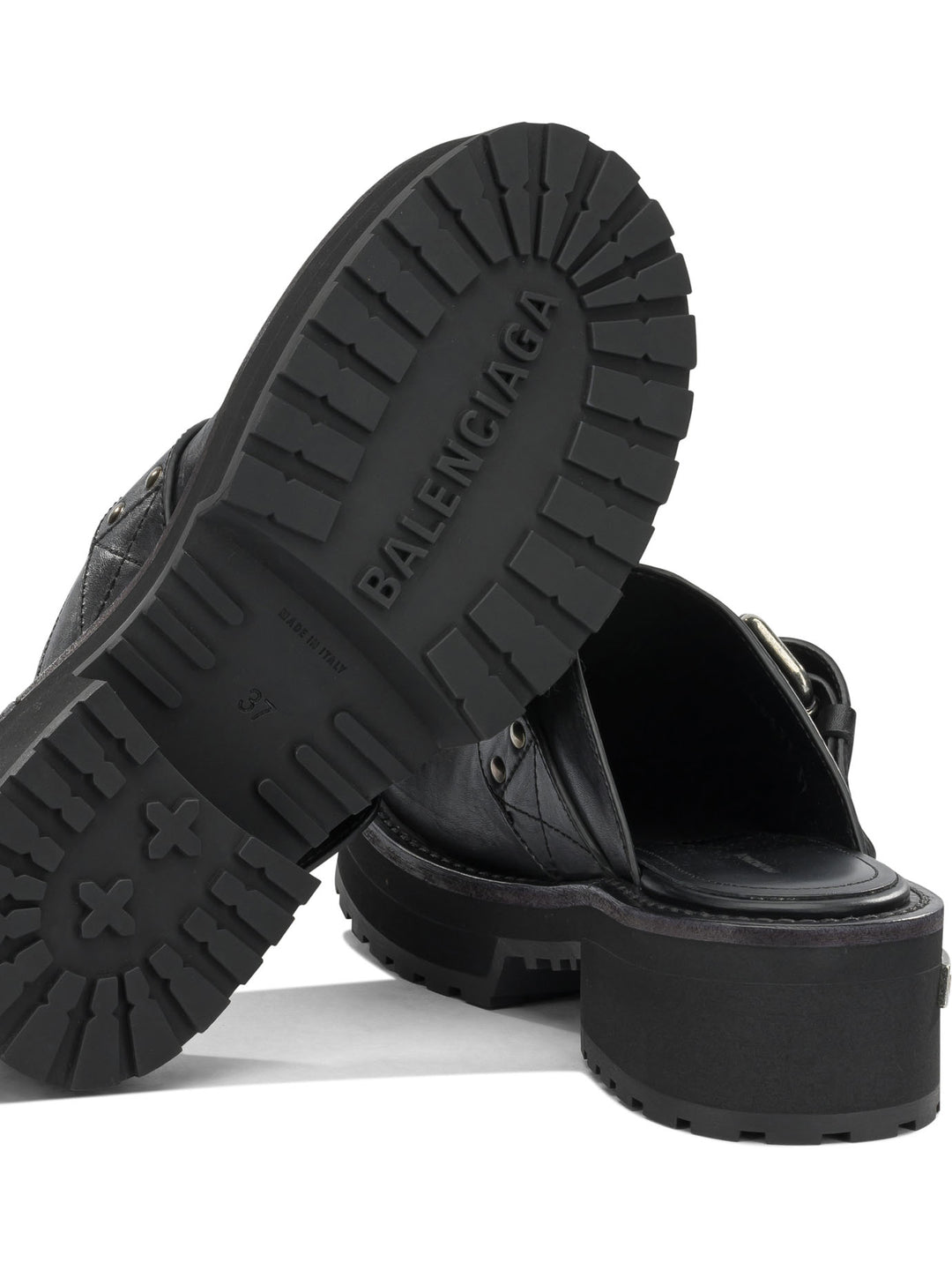 Balenciaga Venom Sandals - Black | d172c93b6db877dba01a213a924e78b098333302