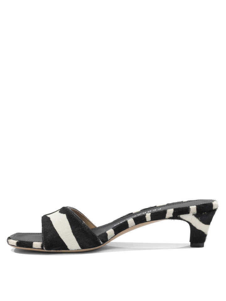 Ferragamo  Sandals - Black | 678c9b8db40deec406d1f619d27965f6ed6c13f7