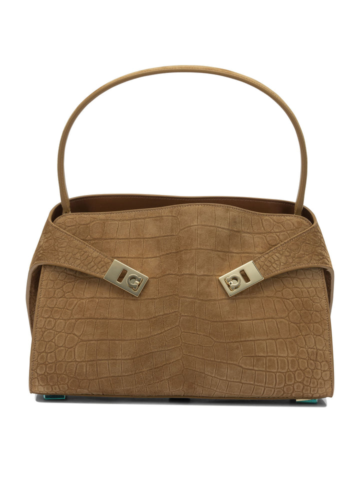 Ferragamo Hug Soft Shoulder Bags - Brown | 860e4a9ce651dd044a50474a57ce2ab904aef479
