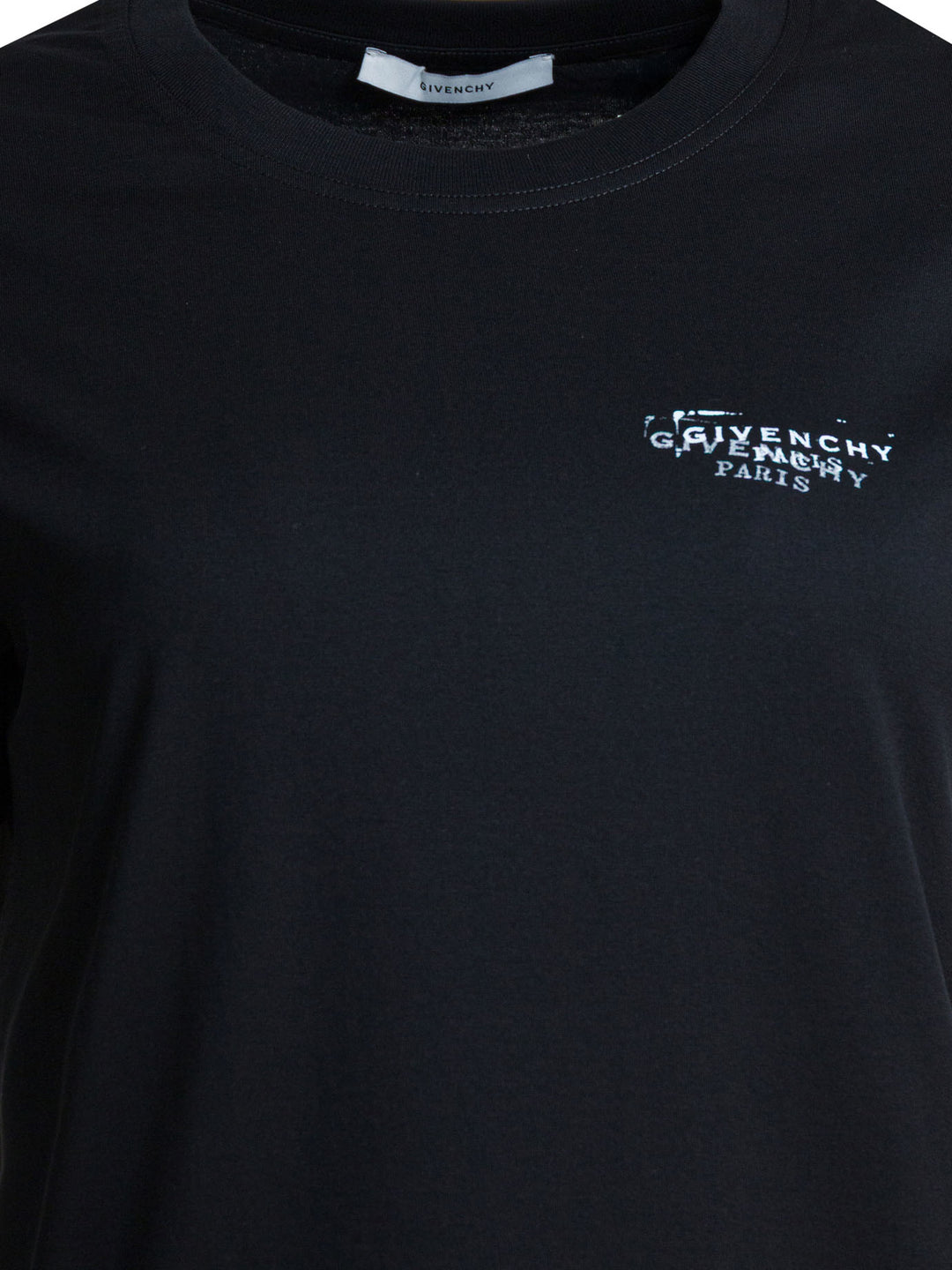 Givenchy Fitted T-shirts - Black | 67fcd95b767aaee9bb0ee64f27b72d8e40f6000a