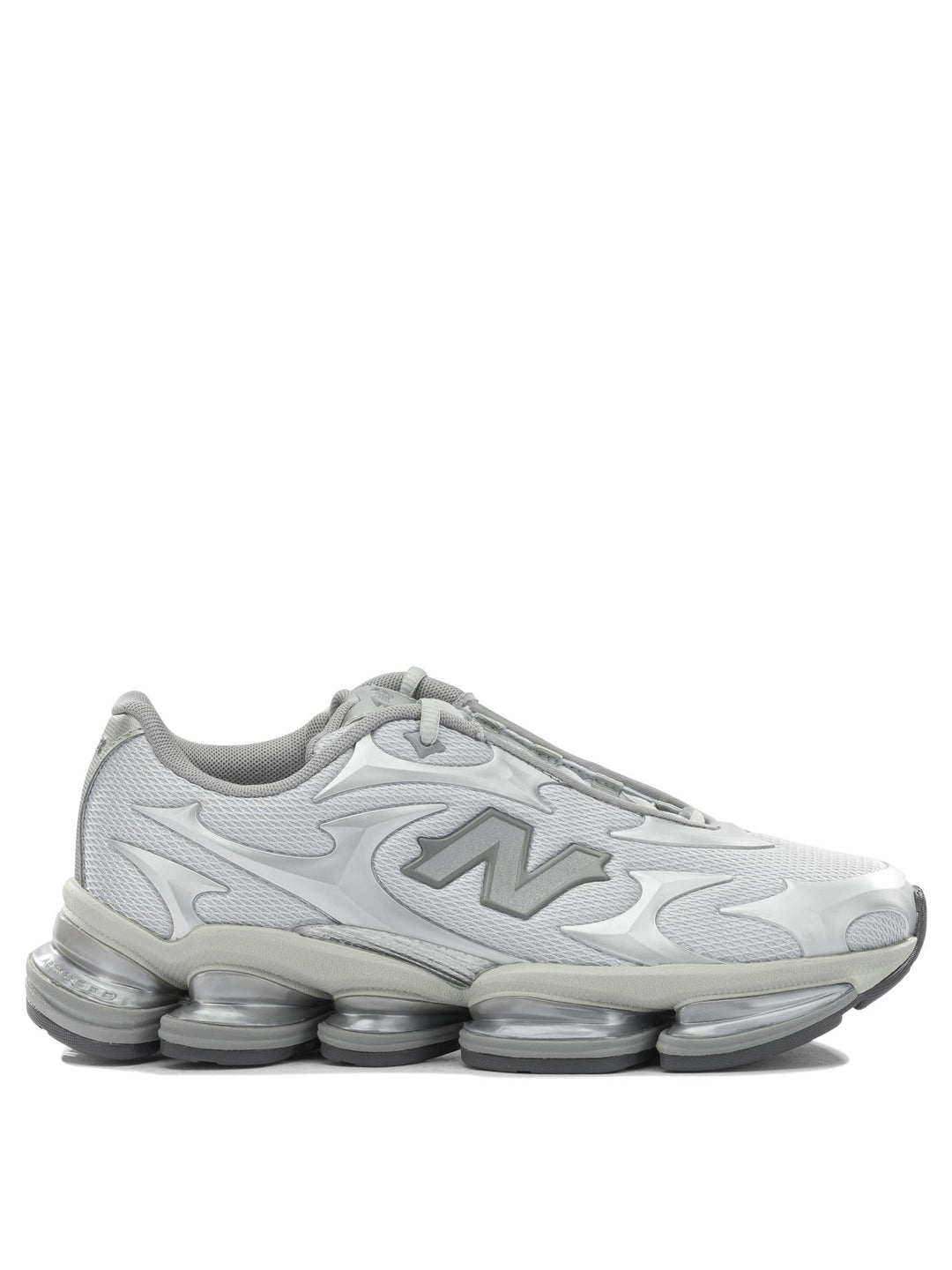 New Balance  Sneakers & Slip-On - Silver | 70b8406fd3b4b20fb462801edea8cedddeb104c3