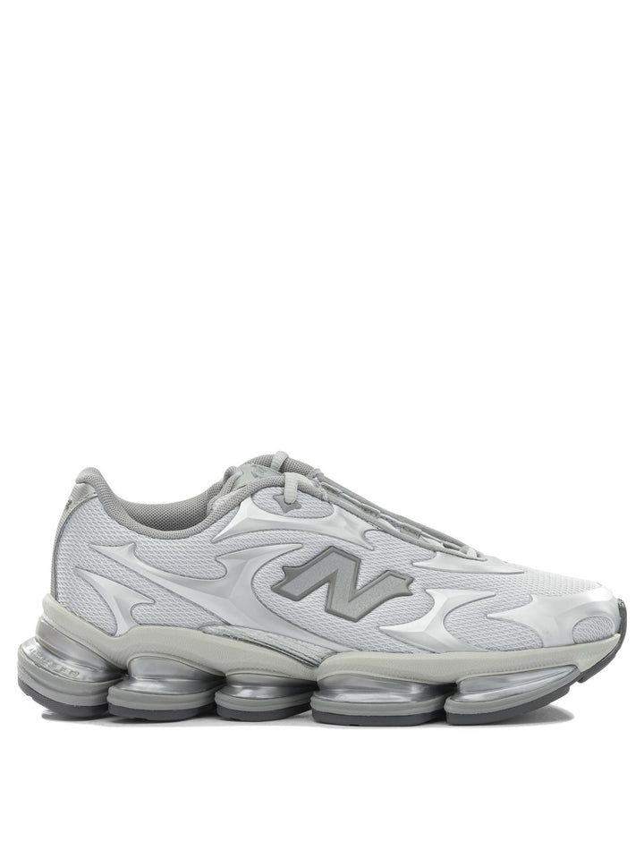 New Balance  Sneakers & Slip-On - Silver | 70b8406fd3b4b20fb462801edea8cedddeb104c3