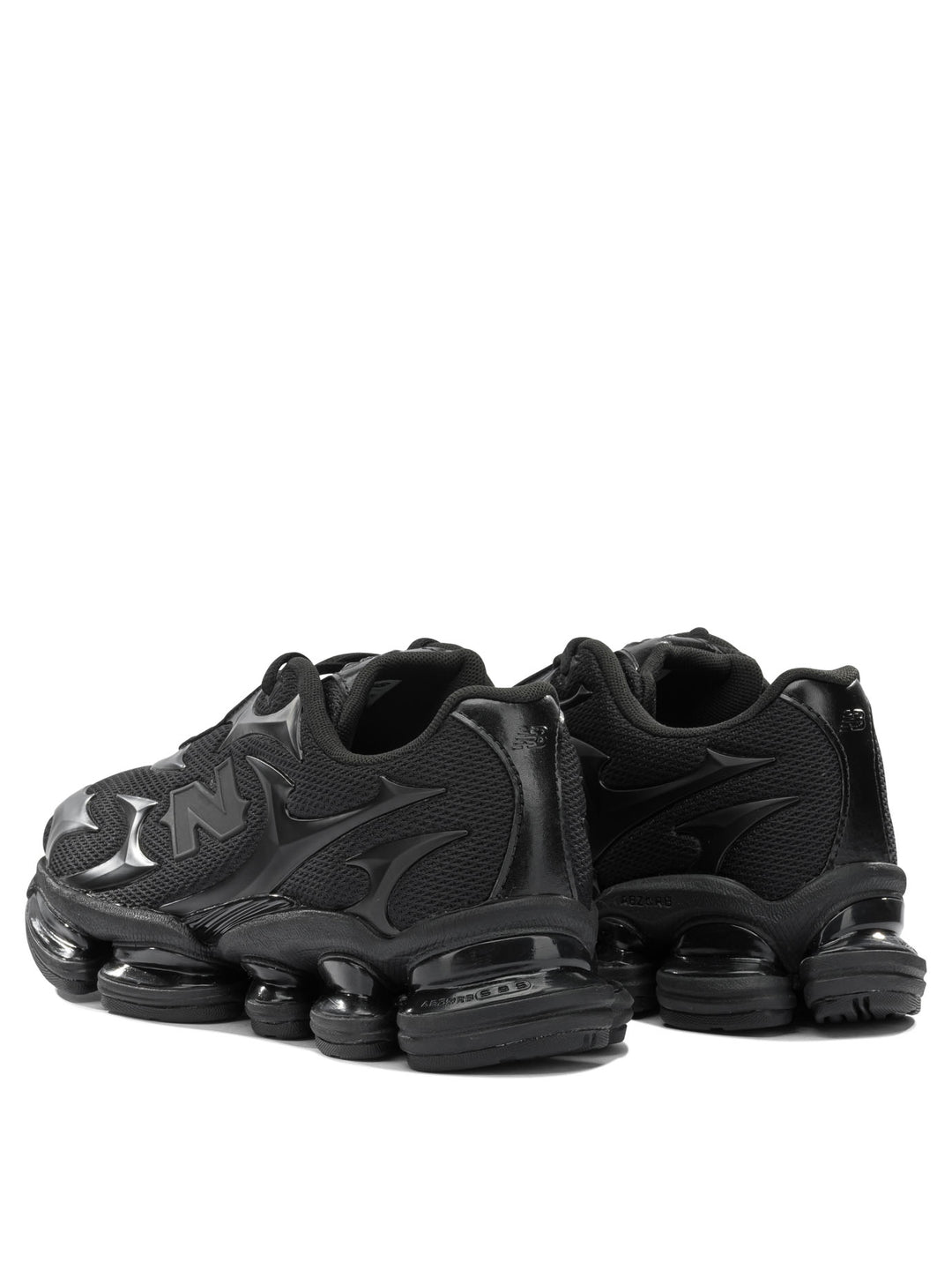 New Balance  Sneakers & Slip-On - Black | 03d396b34e38f876069d22f53ee27b11c9942d5a