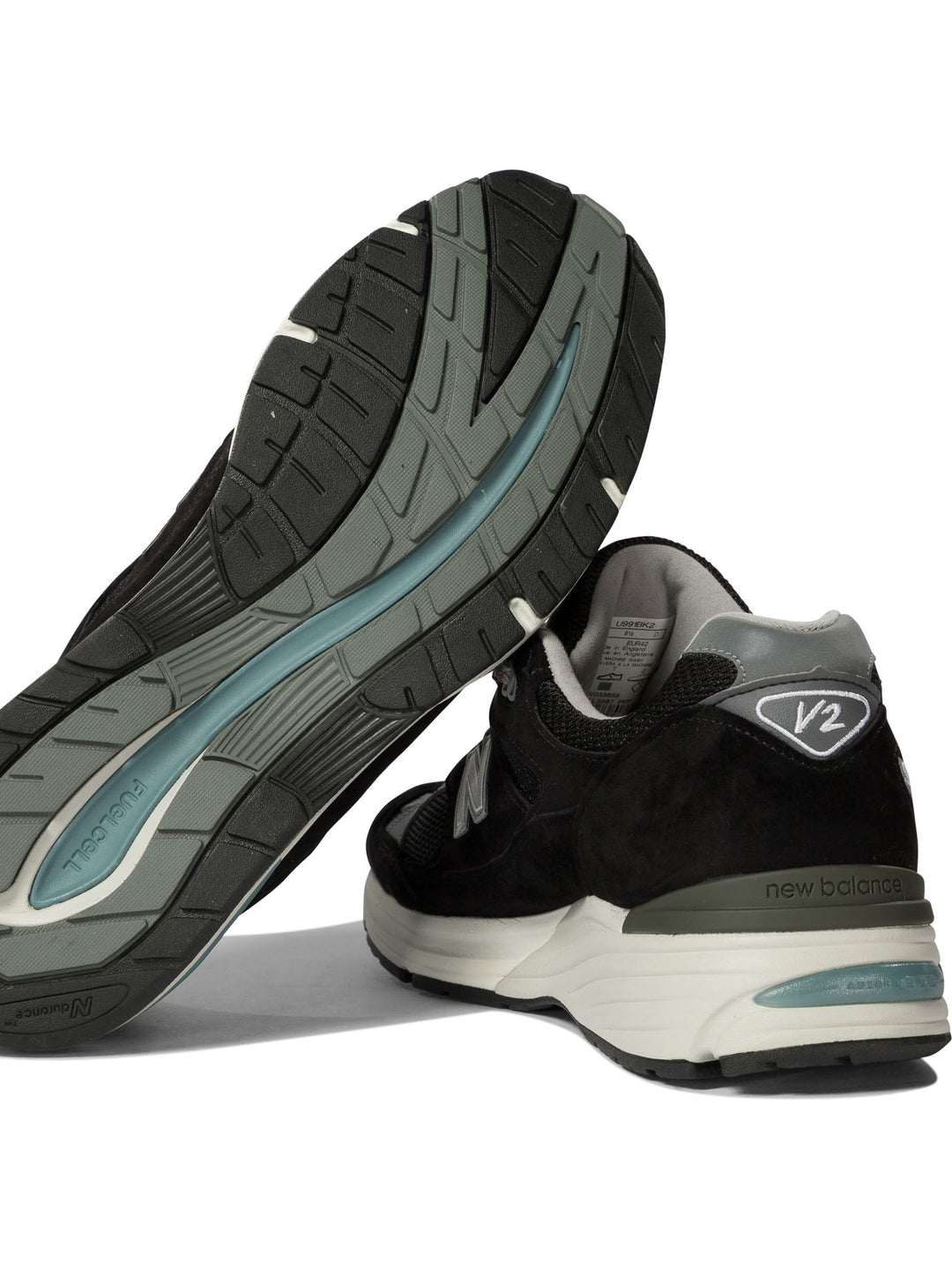 New Balance Made In Uk 991v2 Sneakers & Slip-On - Black | 32b4af557b3b2e111f21bedac2f2664402f30632