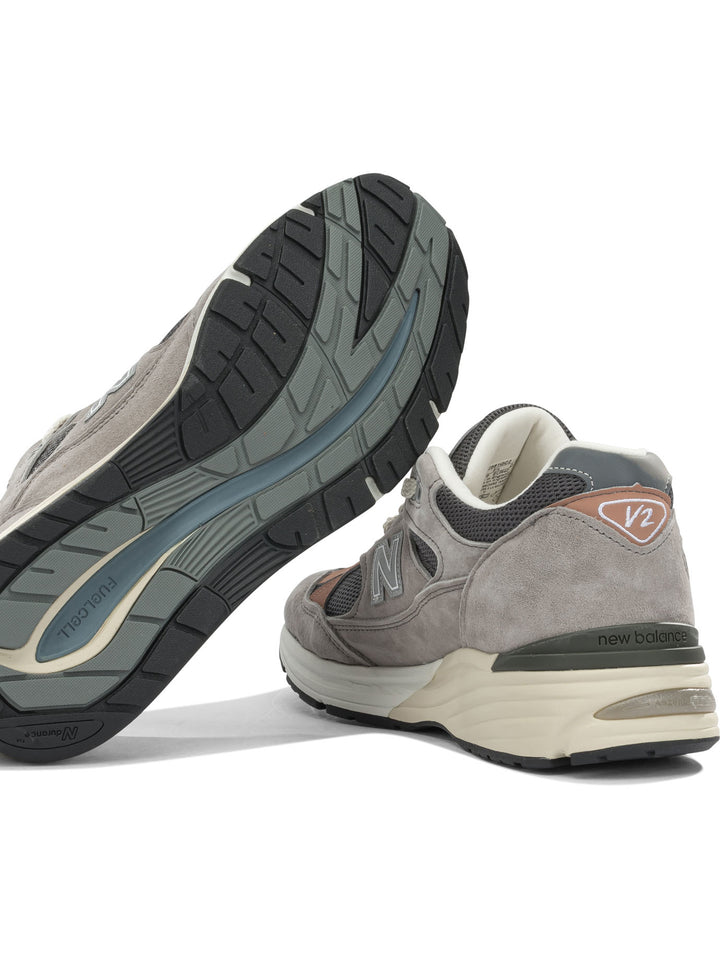 New Balance Made In Uk 991v2 Sneakers & Slip-On - Grey | b807f1f83924312c2bc6f6ab9f3a456149b692cc