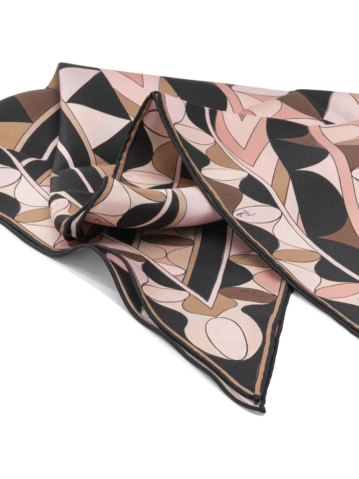 Pucci Manuba Sciarpe & Foulard - Pink | da88ff015d49d17768e353c37ec7357e68c40086