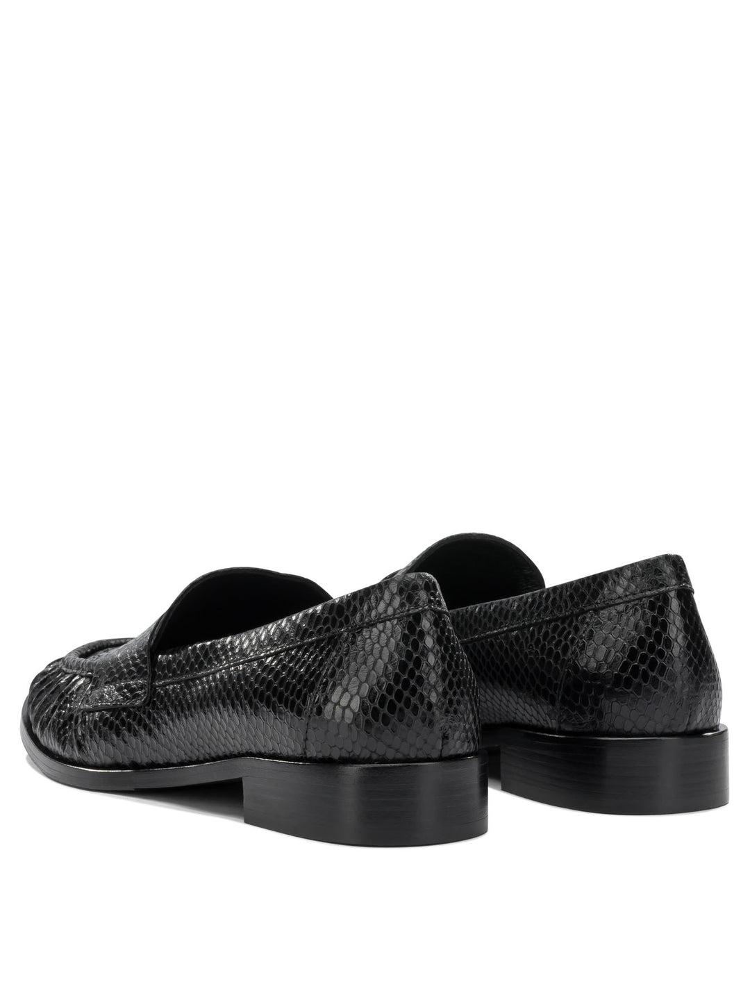 Strategia  Loafers & Slippers - Black | 325da5067f051c521aefcf03ef4993c29aa921d0