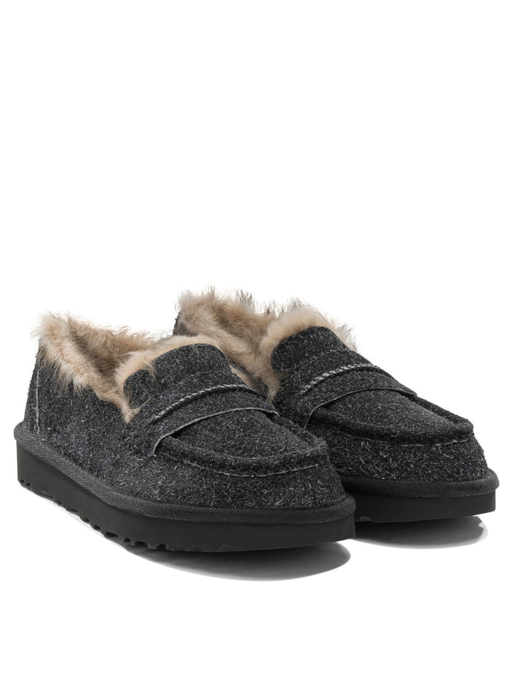 Ugg  Loafers & Slippers - Black | 03841a62eb9603f466073722e48a1a65246c52e9